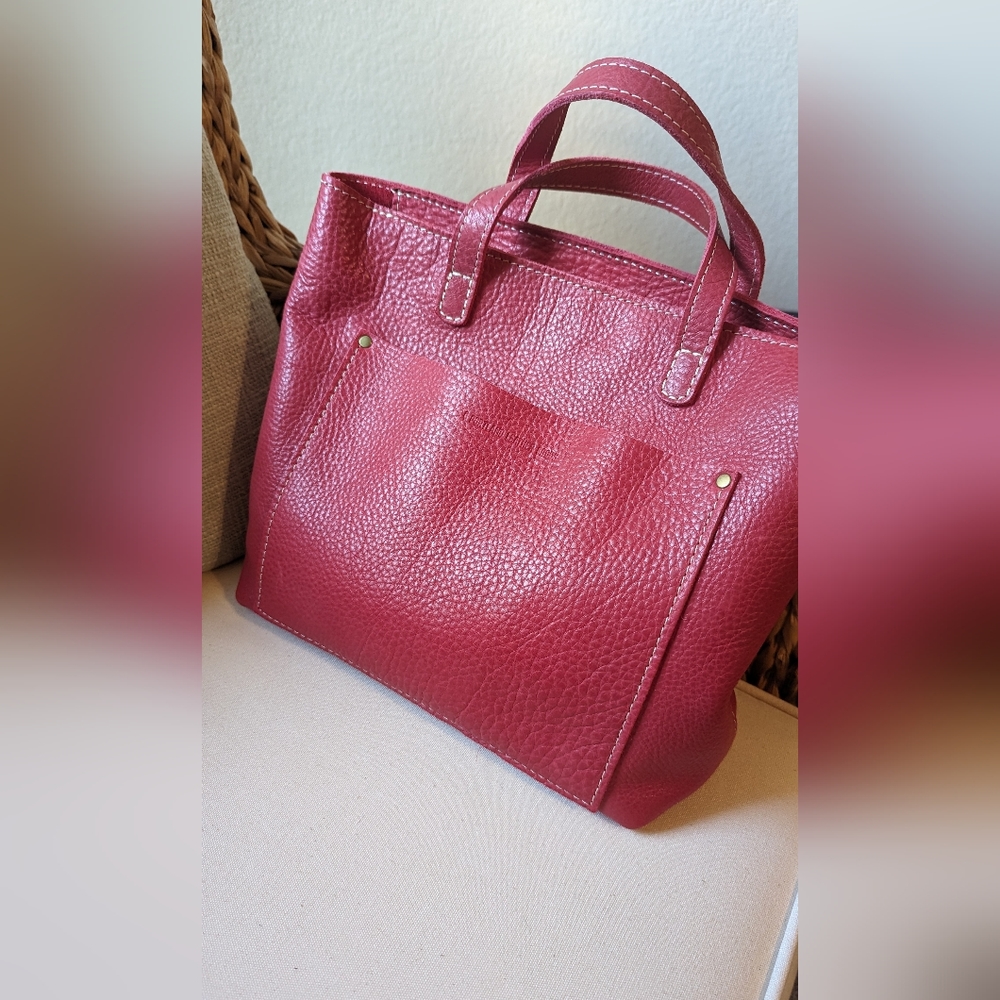 EUC Portland Leather Goods Sugar medium zip crossbody